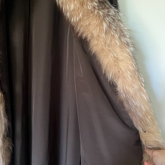 Mahogany Mink Fur Coat Size 10 Dyed Fox Tuxedo Long York Furrier Great Condition - Picture 8 of 16